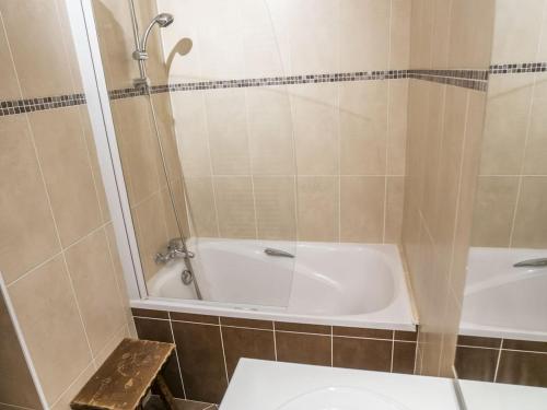 Appartement 3 pièces pour 6 pers. avec balcon à Châtel - FR-1-676-172 - image 4