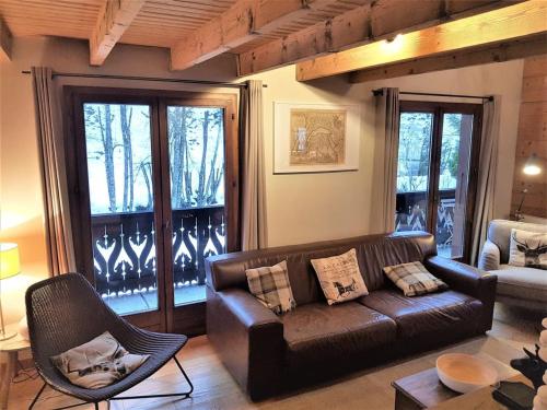 Chalet 3* à Châtel, Jacuzzi Extérieur, 4 Chambres, Proche des Remontées Mécaniques - FR-1-676-96, Шатель (фото 8)
