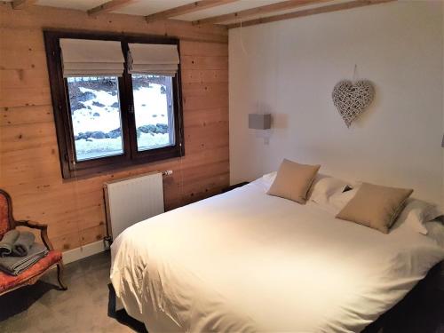 Chalet 3* à Châtel, Jacuzzi Extérieur, 4 Chambres, Proche des Remontées Mécaniques - FR-1-676-96, Шатель (фото 9)