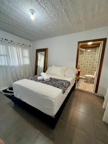 1 queen bed