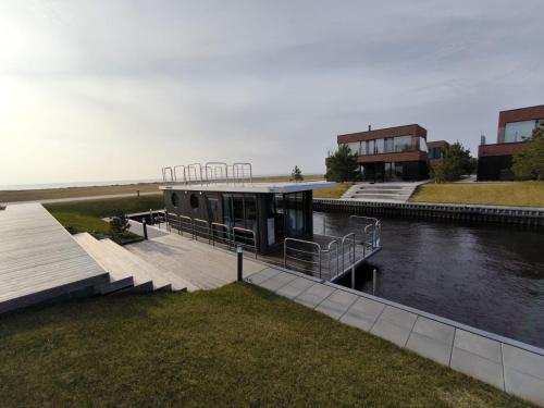 Svencele Boats laivai-namai kuriems nereikia laivavedžio teisių (Svencele Boats laivai-namai kuriems nereikia laivavedzio teisiu) in 普列庫萊