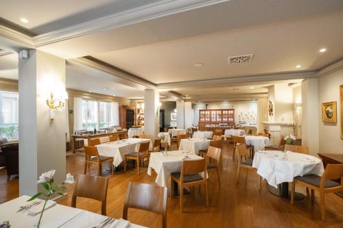 餐飲選擇, 瓦努西酒店 (Hotel Vannucci) in 皮耶韋城