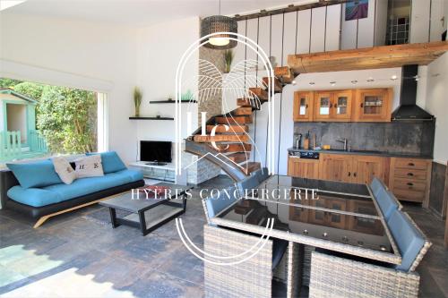Four-Bedroom Holiday Home image 9