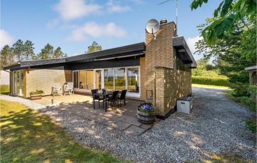 Exterior view, Cozy Home In Vesløs With House Sea View in Vesløs