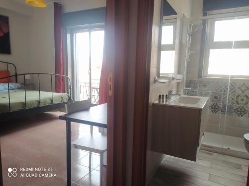 Double Room with Private Bathroom image 6
