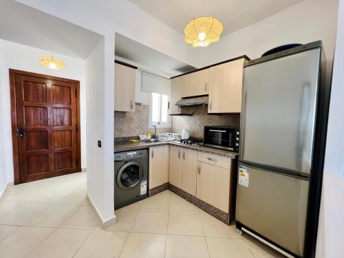 مطبخ, Blue Pearl Apartment in الرأس الأسود