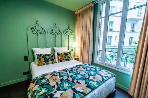 room detail thumbnail 1