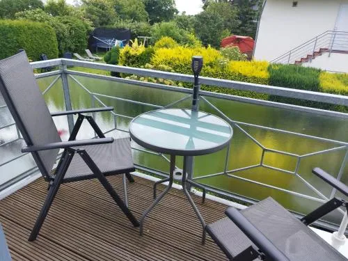Fewo 1 mit Box -Bett, ruhig zum Garten, Süd-Balkon in Dahme, Deutschland