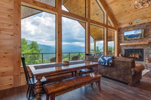 Southern Stars by Stony Brook Cabins in Rocky Grove, USA