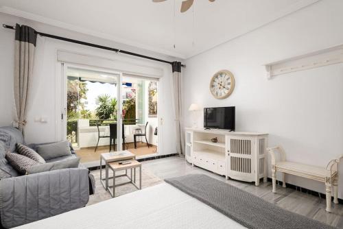 Studio with private parking & walk to beach RDR404, Marbella (zdjęcie 3)