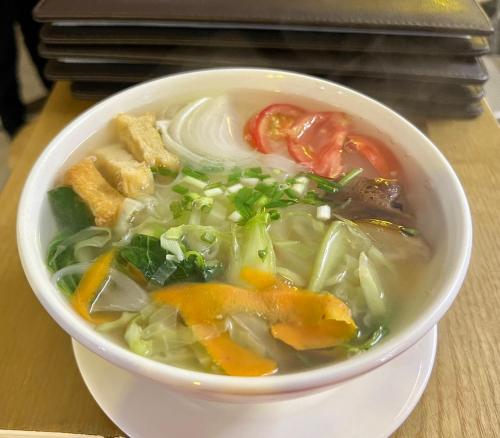 Food and beverages, Ha Long Fancy Hostel with Vegetarian and Vegan Restaurant in Hạ Long