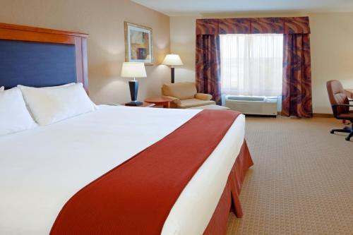 Holiday Inn Express & Suites Albany Airport Area - Latham an IHG Hotel - image 6