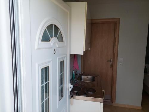 PAVLOS ROOMS