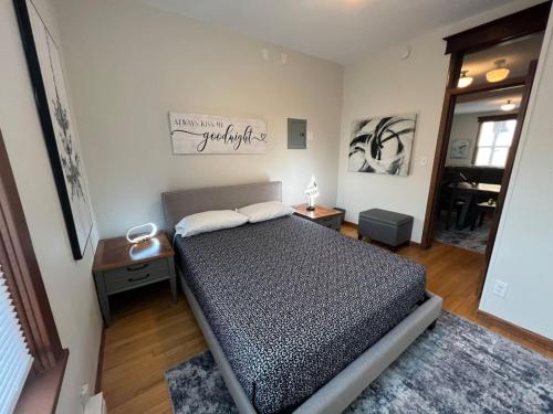 196 Stylish-Centrally Located-Home Away From Home in Fargo, USA