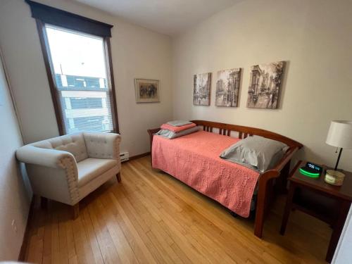 196 Stylish-Centrally Located-Home Away From Home in Fargo, USA