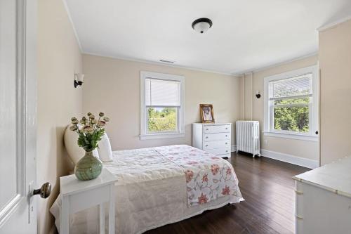 East Hampton Village Oasis in East Hampton, USA