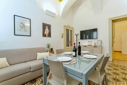 LA CORTE - alloggio signorile nel cuore di Novara, Novara
