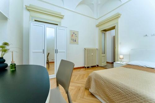 LA CORTE - alloggio signorile nel cuore di Novara, Novara (foto 11)