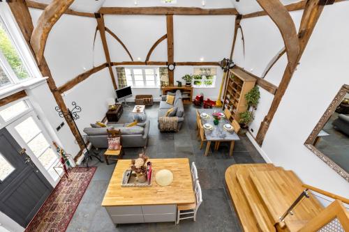 Удобства, The Barn at Stoaches by Huluki Sussex Stays in Danehill