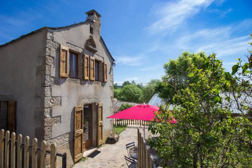 Gîtes de france 2/4 personnes à la peyre (Gites de france 2/4 personnes a la peyre) in La Bastide Puylaurent