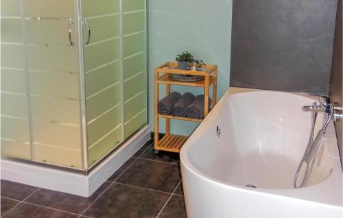 Holiday Home Poperinge with Sauna I - image 4