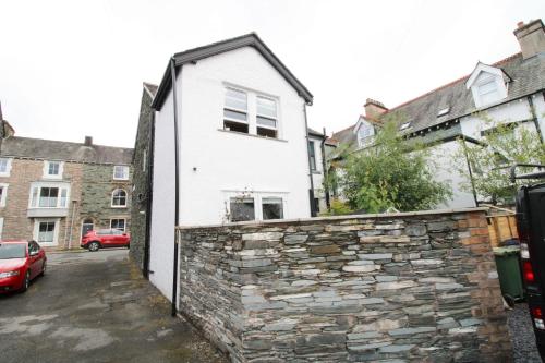 Anley Cottage with garden and private parking in Keswick - image 4