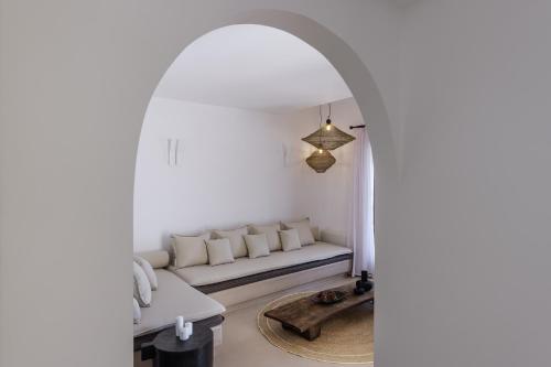Eolia Luxury Villas - image 4