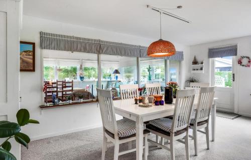  Amazing Home In Storvorde With Wifi in Storvorde