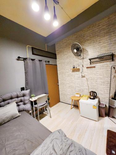 110:Homely Apartment Free Wi-Fi and Near BTS line - image 12