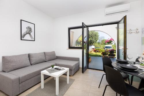 Apartment with Terrace image 6