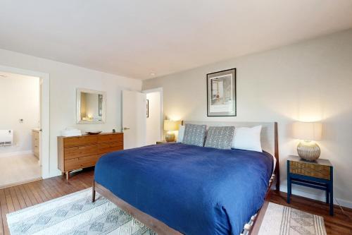 Evelyn's River Front Retreat