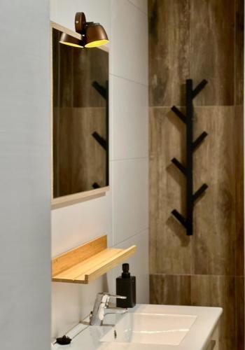 Three-Bedroom Apartment image 9