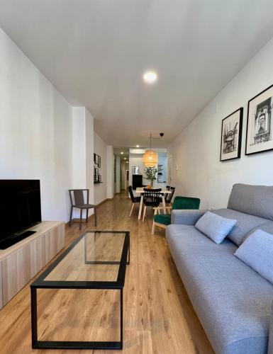 Three-Bedroom Apartment room in Apartamentos de Pradas