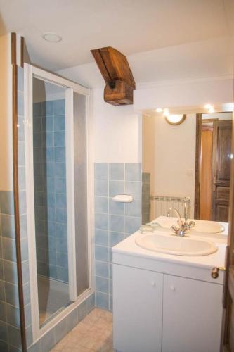 Gîte Gîtes de France 3/5 personnes à La Bessière (Gite Gites de France 3/5 personnes a La Bessiere) in Prevencheres ciems