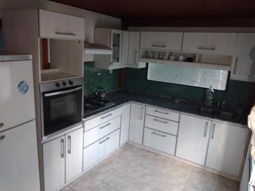 Kitchen, Bello Atardecer en Cosquin in Cosquin