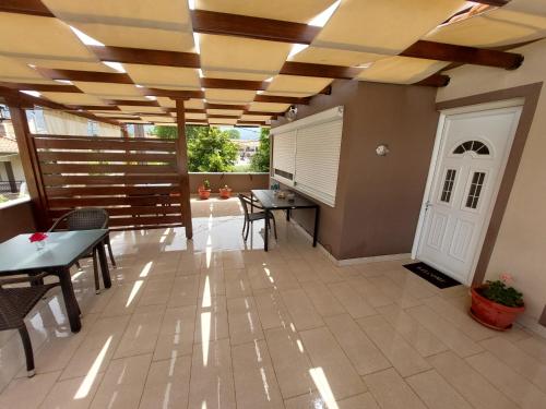PAVLOS ROOMS