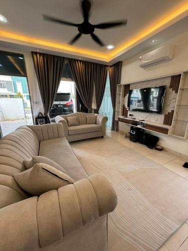 Homestay Pool Villa Andora