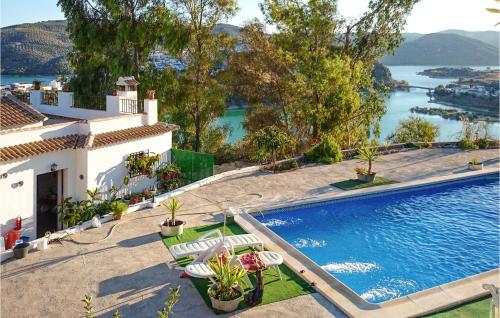 4 Bedroom Stunning Home In Iznajar