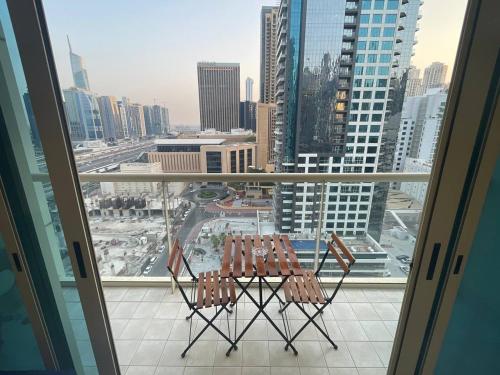 Very Convenient Apartment steps to Metro and Marina Mall Managed by SunnyHomes, Dubai (foto 3)