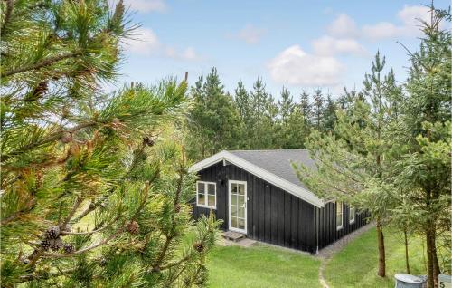  Amazing Home In Frøstrup With Kitchen in Frøstrup