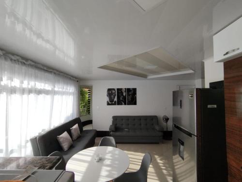 Aparta Suites Laureles 71 7 aptos, Medellín (photo 6)