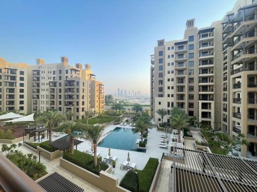 สภาพแวดล้อมโดยรอบ, Luxe & Comfy Madinat Jumeirah - Apartment with Scenic Views - Pool Managed by SunnyHomes near ซูค มาดินัต จูไมราห์