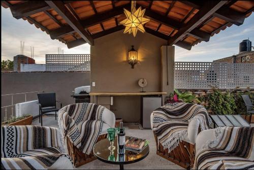 Casa Jari, Stylish 2 BD in Centro in San Miguel de Allende, Mexico