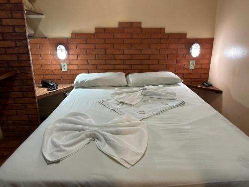 Deluxe Double Room image 3