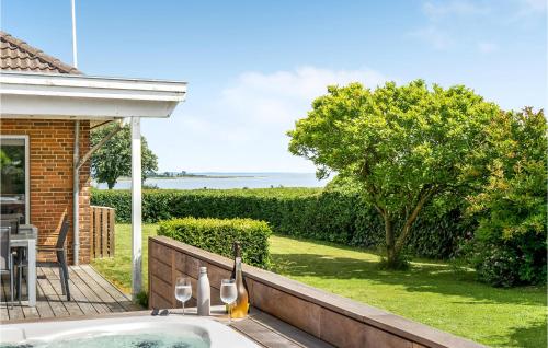 Balcony/terrace, Beautiful Home In Haderslev With Wifi in Arosund