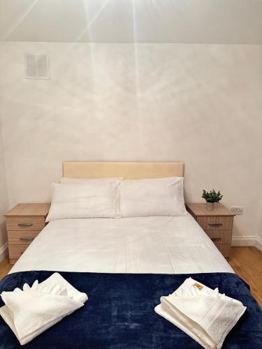2 Bedroom Apartment In Padinghton
