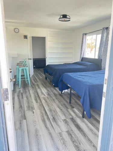 Little Betty’s Hideaway in Torrance, USA