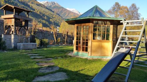 Hotel Tiroler Adler - image 11