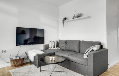  Cozy Home In Nimtofte With Wifi in Nimtofte