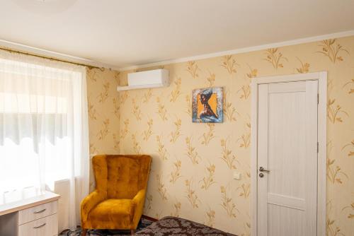Family Room with Terrace image 8